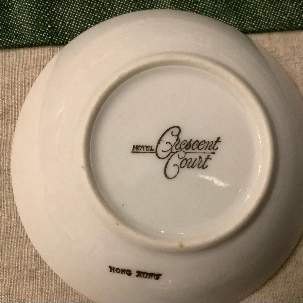 Crescent Court Hotel Made in Hong Kong Dish - Picture 11 of 13